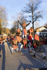 Pyramide NV Schönauer Hexen e.V. auf dem eigenen 2. Dämmersprung (Faschingsumzug)
