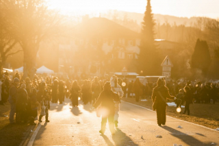 NZ Scheidegg e.V. auf dem eigenen 2. Dämmersprung (Faschingsumzug)