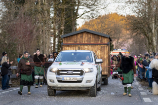 NV Waldhexen e.V. auf dem eigenen 2. Dämmersprung (Faschingsumzug)